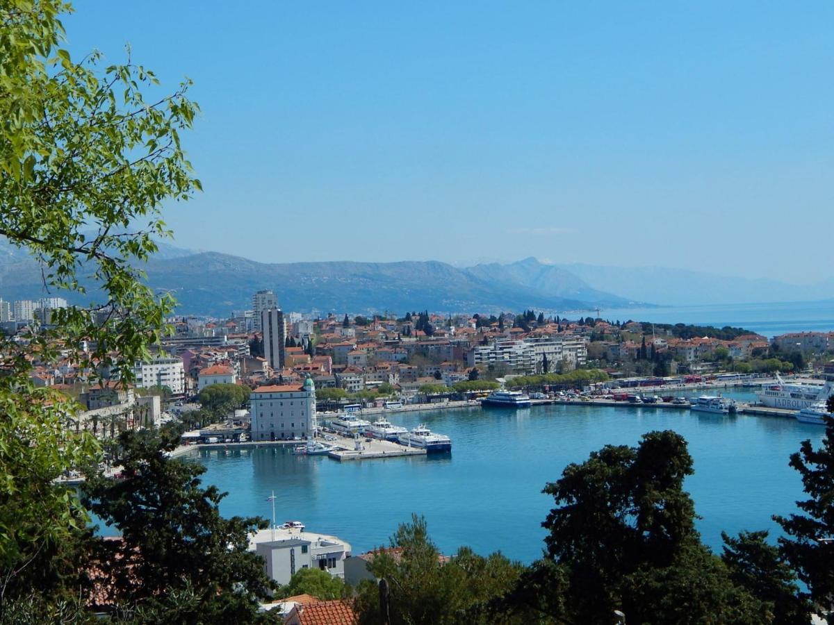 Modern Apt With Terrace 4 Min Walk To The Beach Split Exterior foto